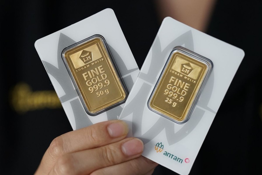 Lonjakan Harga Emas Antam Faktor Penyebab dan Implikasinya bagi Investor