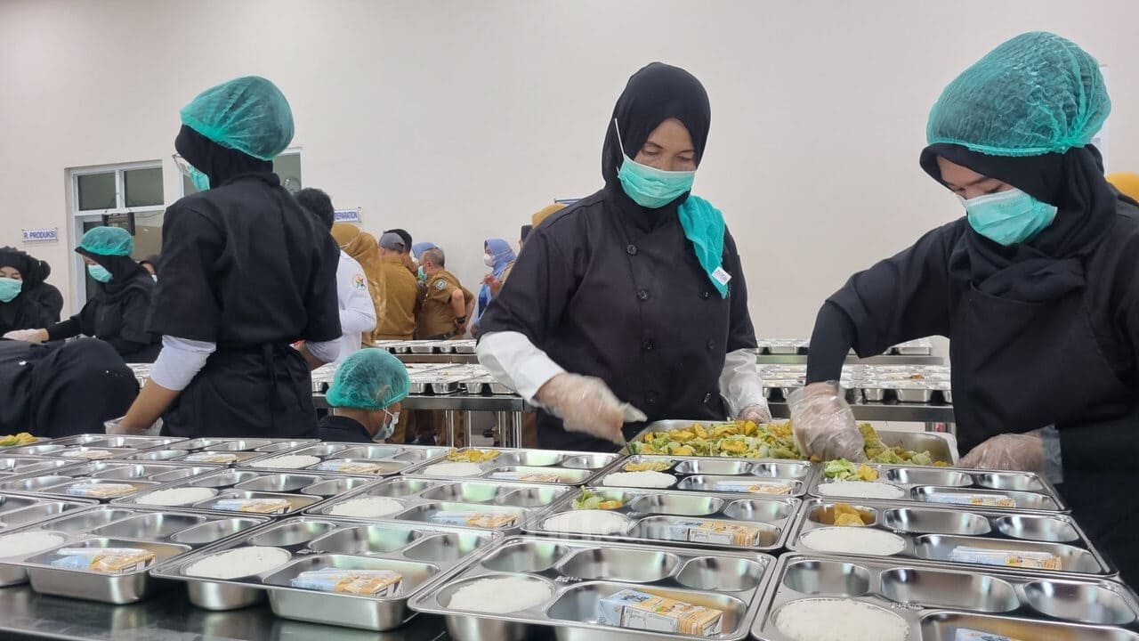 Program Makan Bergizi Gratis, Peluang Emas untuk Serap 1,5 Juta Tenaga Kerja Perempuan