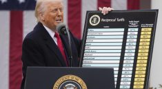 Trump Tetapkan Tarif Impor 32 Persen untuk Ekspor Produk Indonesia