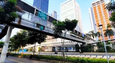 Penumpang Ditemukan Tak Bernyawa di Toilet Halte TransJakarta Kampung Melayu, Polisi Lakukan Penyelidikan