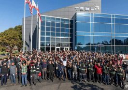 Tesla Ekspansi Bisnis di Asia Pembangkit Listrik Bertenaga Baterai Pertama Dibangun di Shanghai
